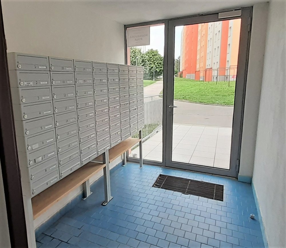 Poštovní schránky jakékoliv konstrukce