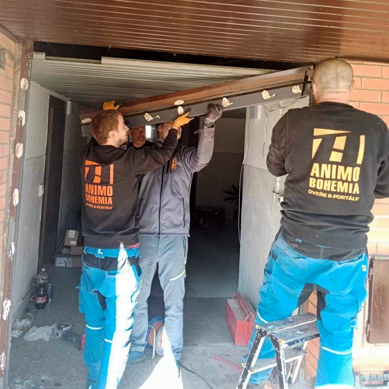 Montážní technici